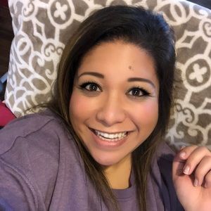 Meet your Posher, Mallory